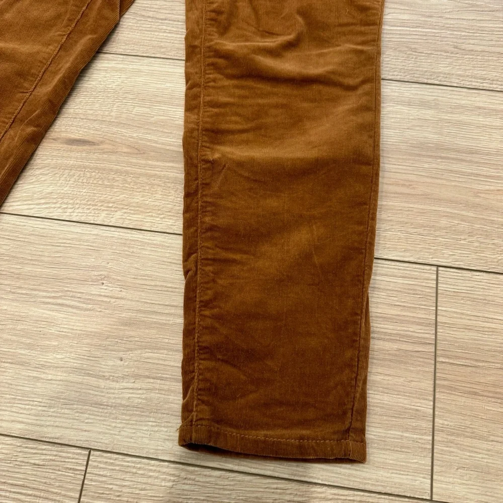 Needle & Cloth stylish brown